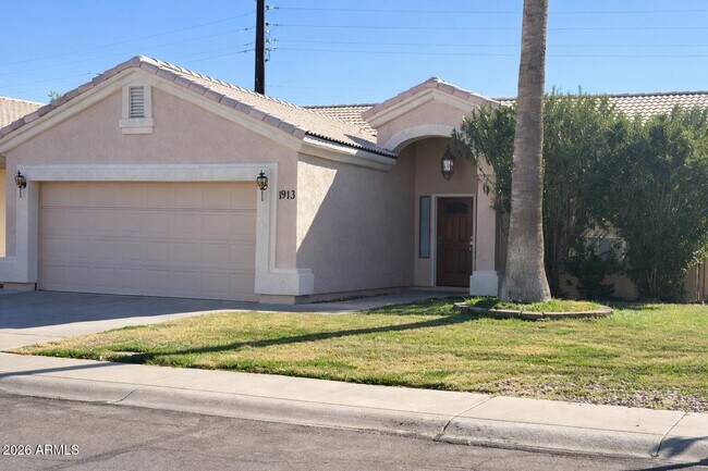 Foto del edificio - 1913 E Marquette Dr