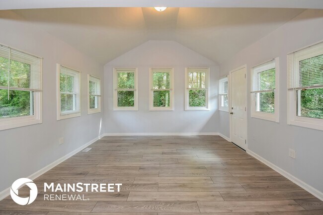 Foto del edificio - 15 Regency Way SE