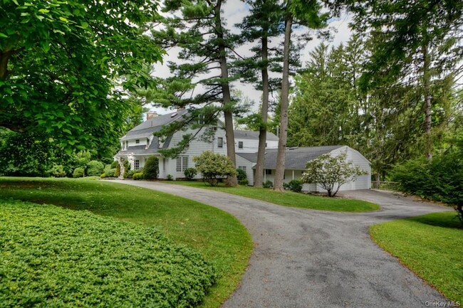 Building Photo - 188 Orchard Ridge Rd