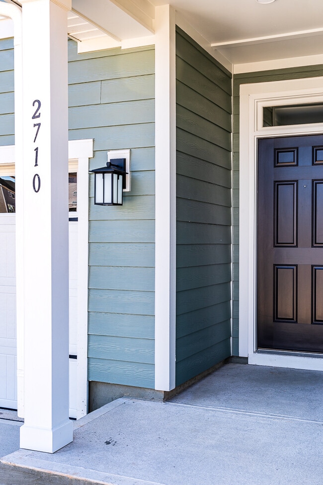 Building Photo - 2710 Turner Pines Dr