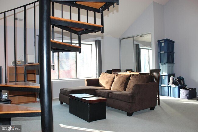 Foto del edificio - 2915C Auburn Ct