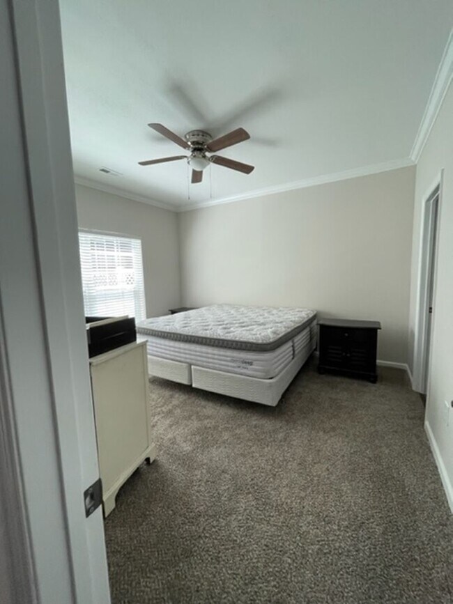 Foto del edificio - Knoxville 37932 -  Hardin Valley Schools - Updated 3 bedroom, 2.5 bath - Contact Debra Johnson (8...