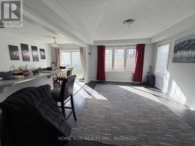 Building Photo - 348 Rouncey Rd