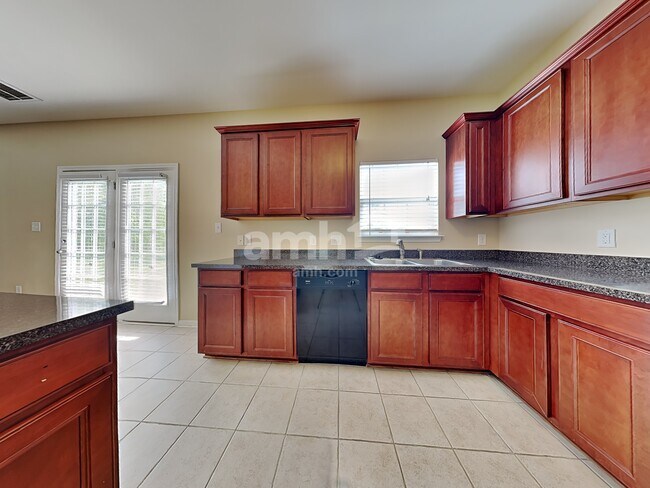 Foto del edificio - 167 Kentland Ridge Dr