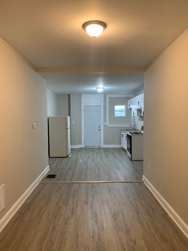 Foto del edificio - 1644 Ashburton St