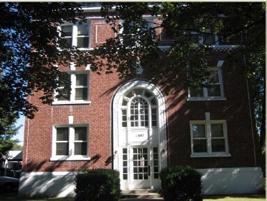 Building Photo - 1302 21st Ave