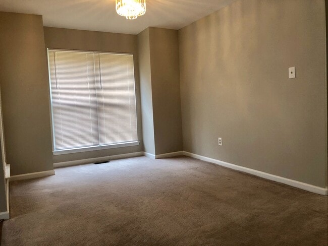 Building Photo - Charming 3 Bedroom/2.5 Bathroom Home in Randallstown, MD!