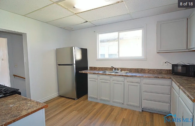 Building Photo - 2249 Avondale Ave