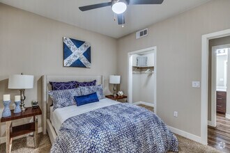 2 BR, 2 BA (La Maison) - 1,068 SF - La Vie Apartments