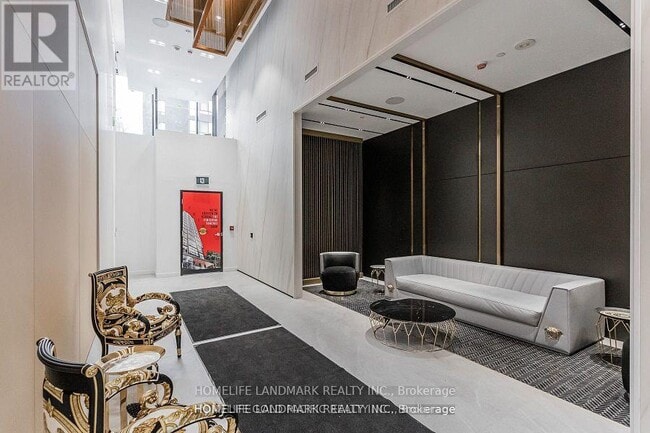 Building Photo - 319 Jarvis St