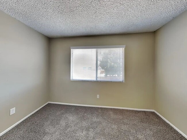 Building Photo - 25076 Dana Ln