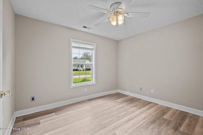 Foto del edificio - 4218 Yarmouth Rd