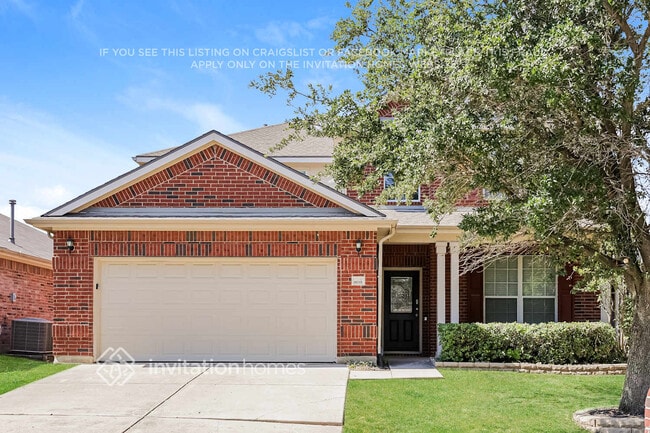 Building Photo - 15713 Landing Creek Ln