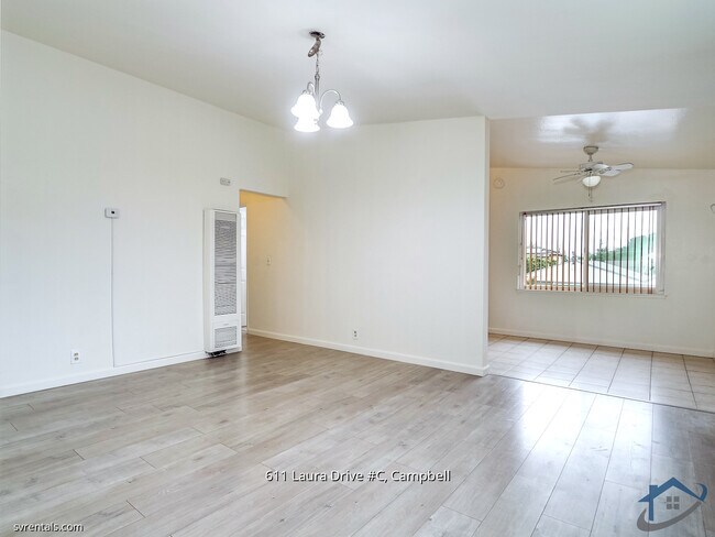 Building Photo - 611 Laura Dr