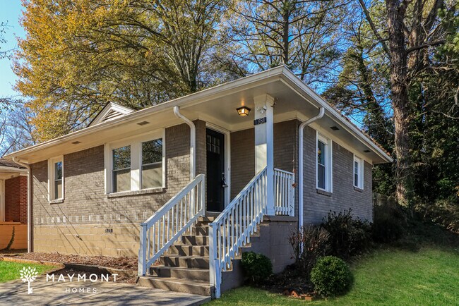 Foto del edificio - 1381 Benteen Way SE