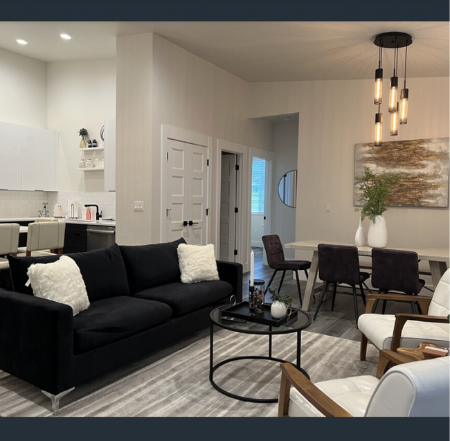 Foto del edificio - 1511 E Gilbert Ave
