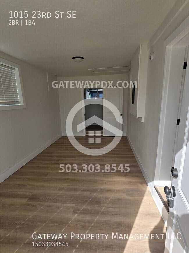 Foto del edificio - 1015 23rd St SE