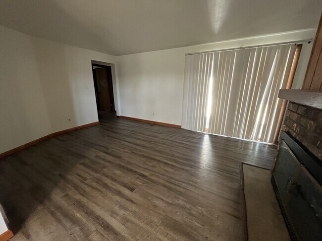Foto del edificio - 892 Marvelle Ln