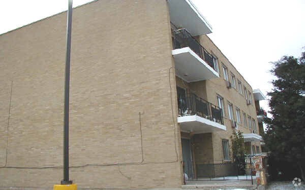 Primary Photo - 7816 S Kedzie Ave