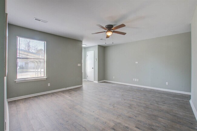 Building Photo - 103 Peach Road Apt #B, Goose Creek, SC 294...