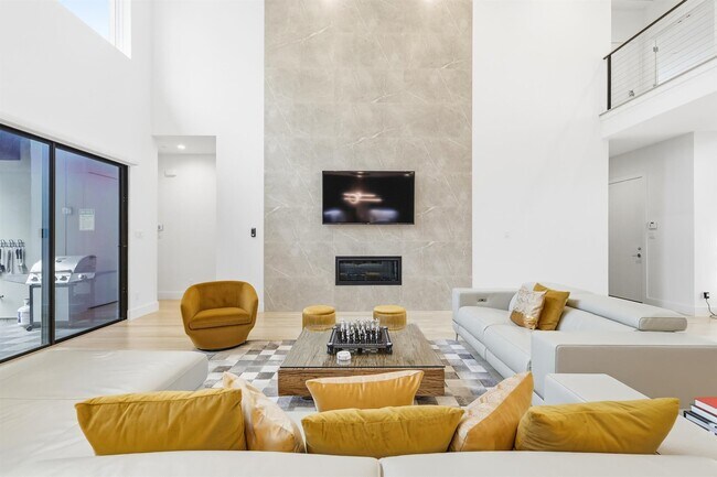 Foto del edificio - 3714 Highgrove Dr