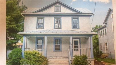 Building Photo - Pet Friendly 1-Bedroom Duplex in Downtown Front Royal