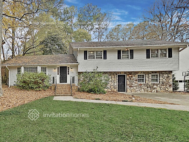 Building Photo - 2571 Riverglenn Cir