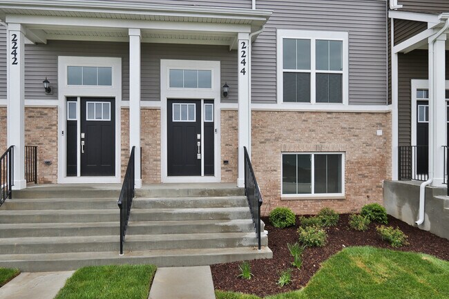 Foto del edificio - 2244 Stonegate Rd
