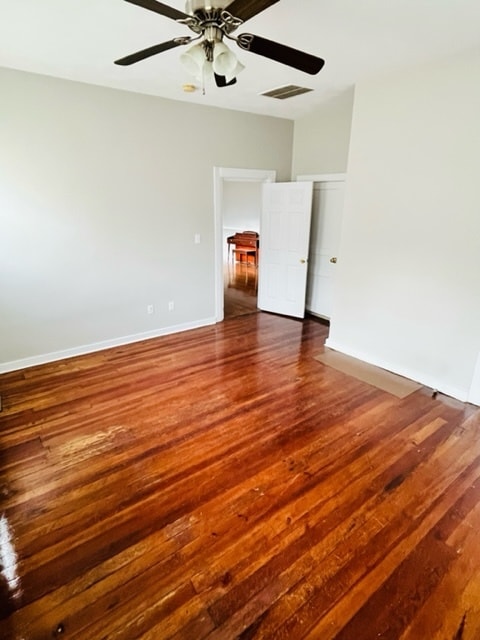 Building Photo - 415 E Cedar St