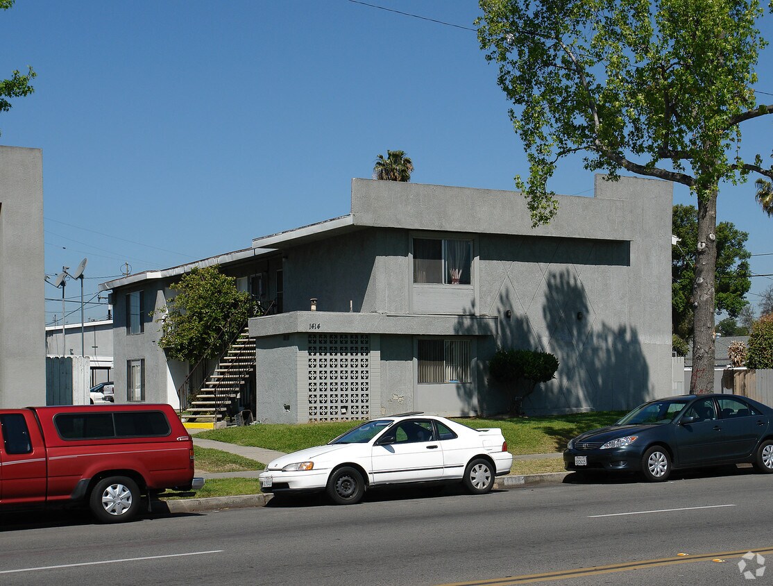 Primary Photo - 1414 S Raitt St