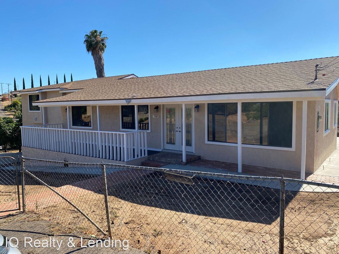 Primary Photo - 4 br, 3 bath House - 3228 Rocky Sage