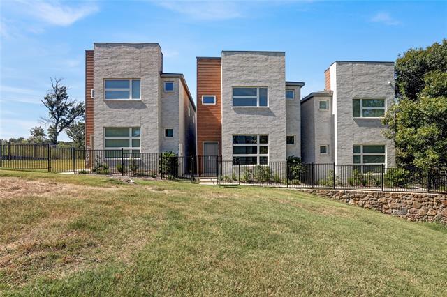 Building Photo - 312 Oakbend Dr