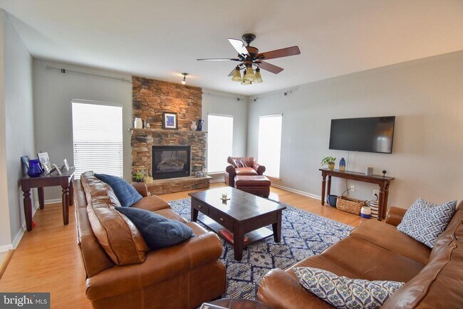 Foto del edificio - 29670 Old Creek Ln