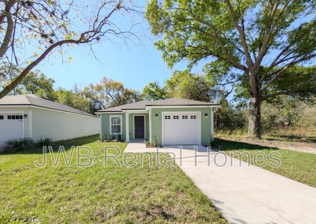 Building Photo - 1442 E 27th St