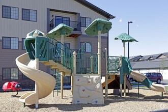 Building Photo - Inter Pointe