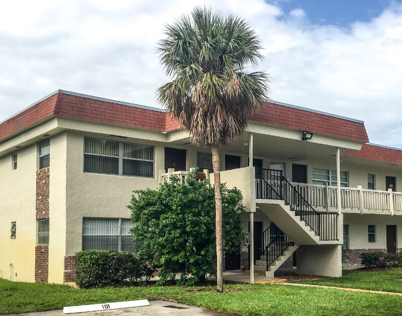 Primary Photo - 4165 SW 67th Ave
