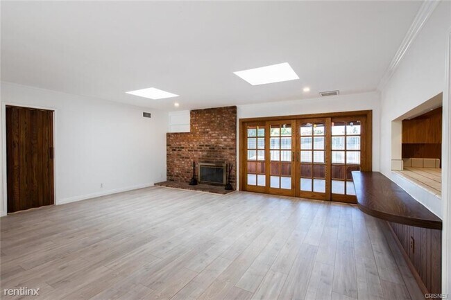 Building Photo - 4 br, 2 bath House - 16500 Simonds St
