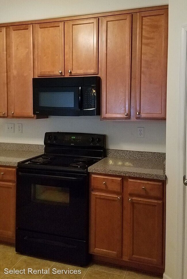 Building Photo - 3 br, 2.5 bath House - 1006 Lamsberry Circle