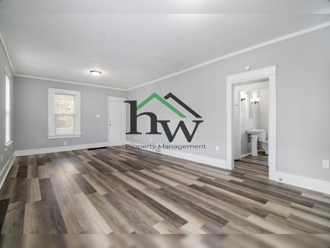 Building Photo - Freshly Rehabbed 2 BR NOW AVAILABLE