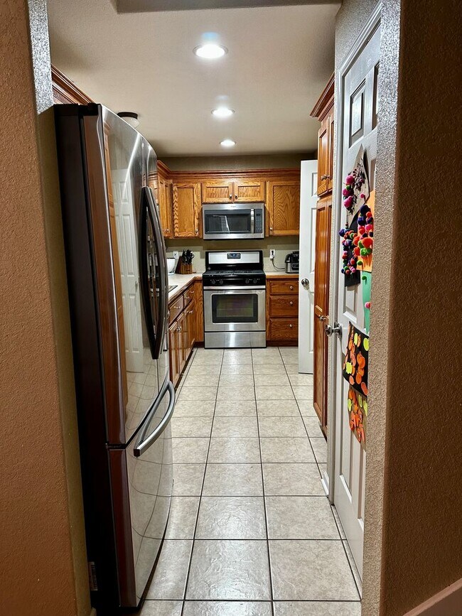 Foto del edificio - Spacious Home, North Park Area