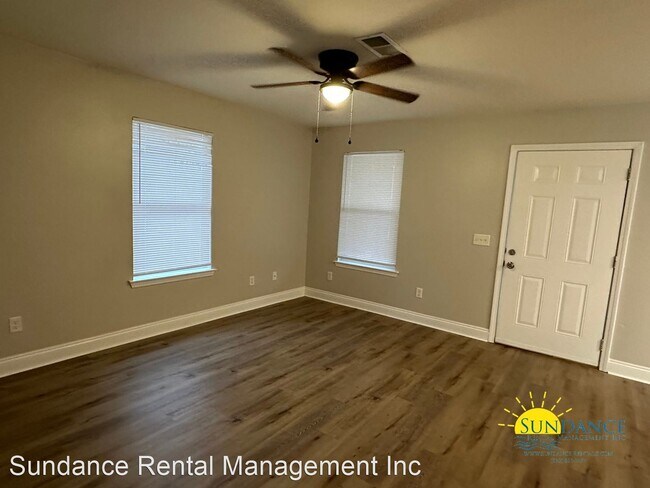 Building Photo - 3 br, 2 bath House - 8444-A Chisholm Road