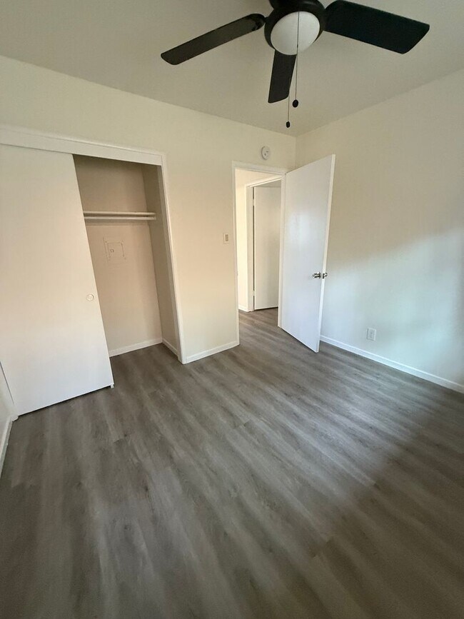 Building Photo - Orchard Hill