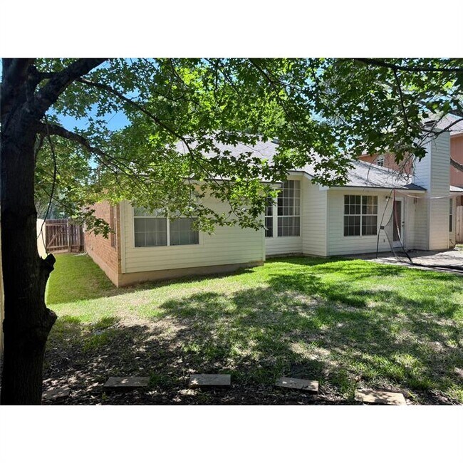 Foto del edificio - 2509 Little Elm Trail