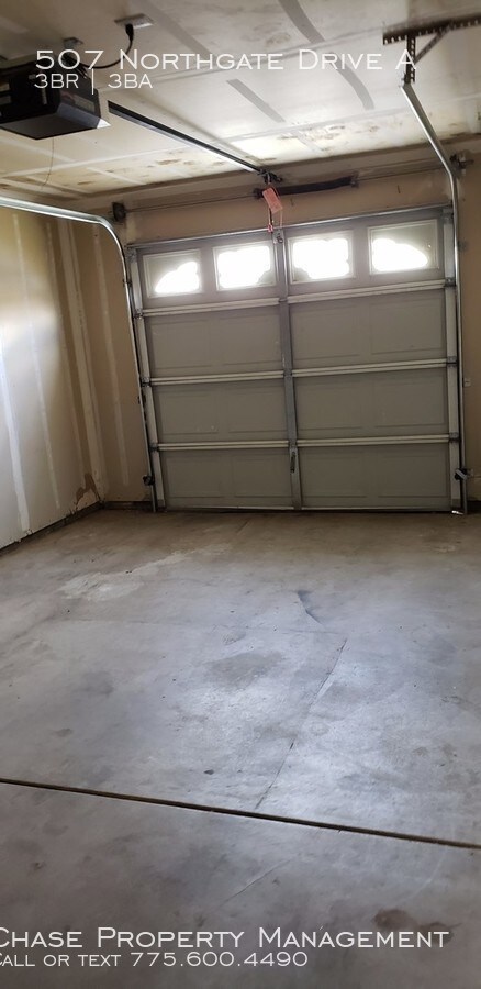 Building Photo - Townhouse for rent in Dayton