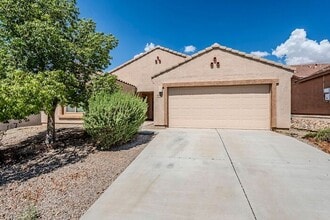 Building Photo - 5202 W Spring Willow Ct
