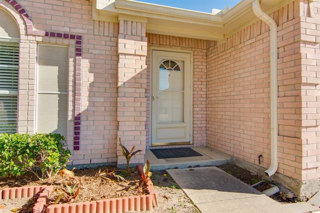 Foto del edificio - 507 Blueberry Hill Ln