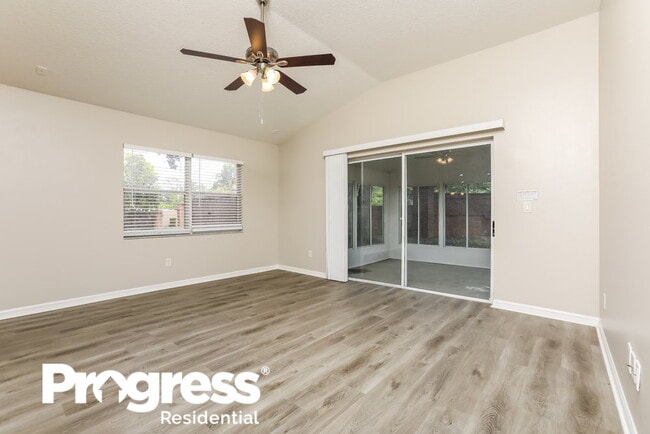 Building Photo - 5626 Rywood Dr