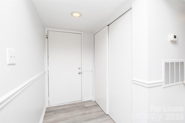 Building Photo - 11026 Harrowfield Rd