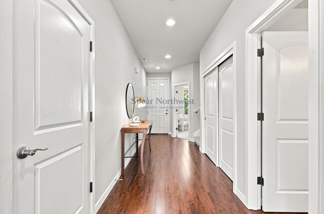 Building Photo - 14026 SW Walnut Creek Way