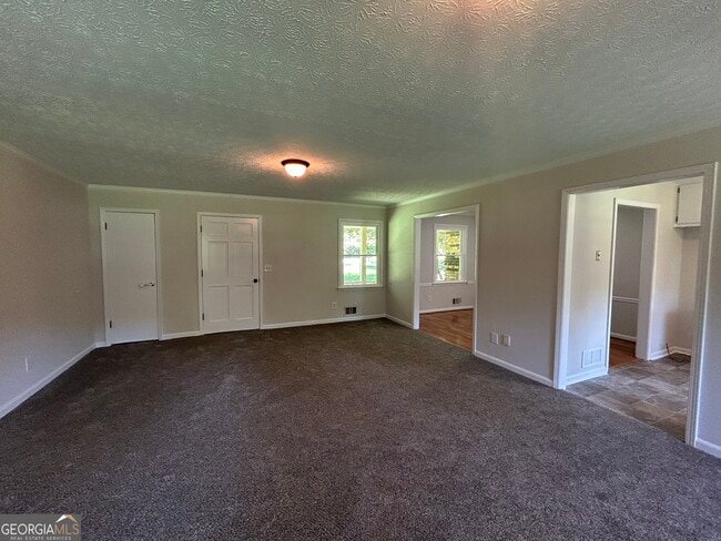 Building Photo - 488 Dogwood Trail